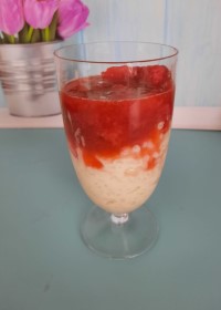 Rezept für Rhabarberkompott mit Erdbeeren